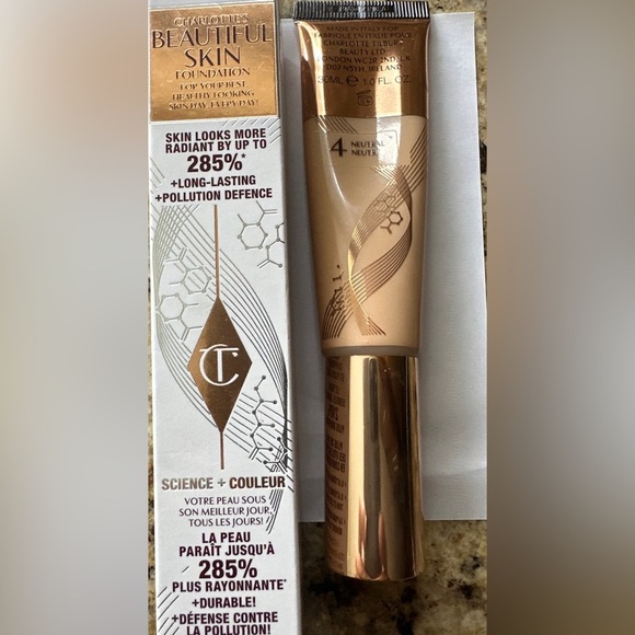NEW CHARLOTTE'S BEAUTIFUL SKIN FOUNDATION 4 Neutral - Picture 3 of 7